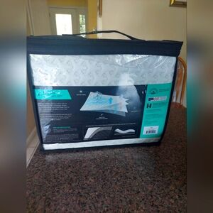 NWT Bedgear ver_tex mattres protector